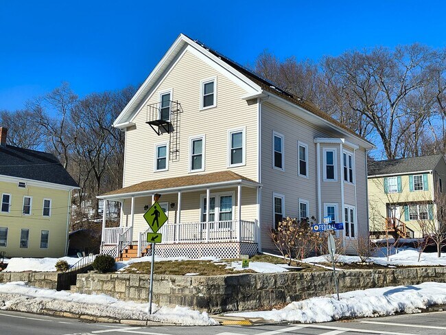 Building Photo - 26 Main St