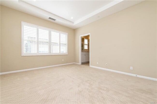 Building Photo - 123 Overbrook