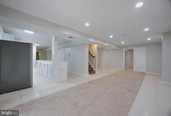 Building Photo - 16729 Queen Anne Rd