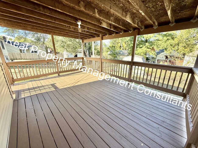 Building Photo - Charming 3-Bedroom Home with Covered Deck ...