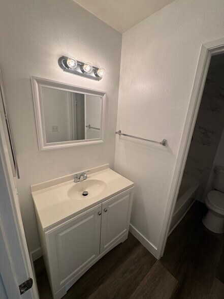 Building Photo - 2155 Canyon Dr