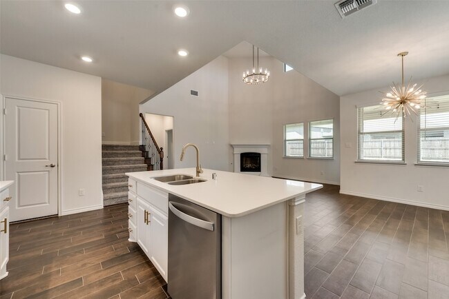 Building Photo - 2085 Tahoka Ln