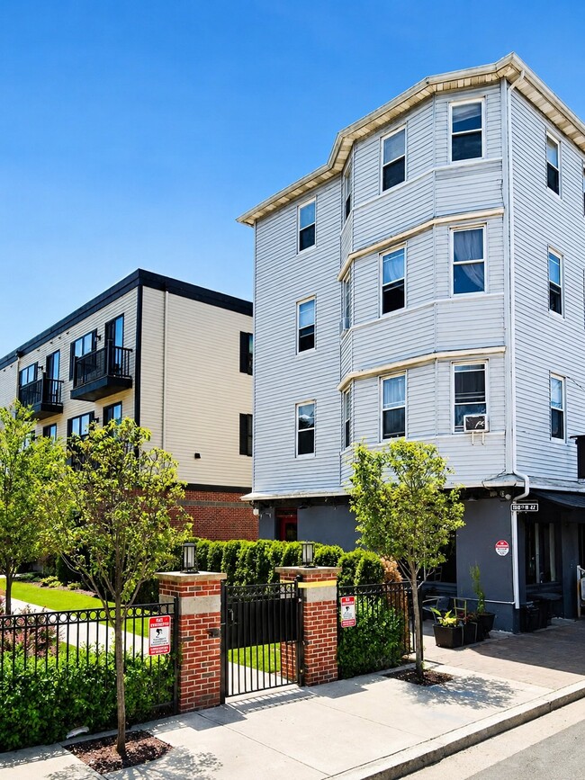 Building Photo - 63 Brayton Ave