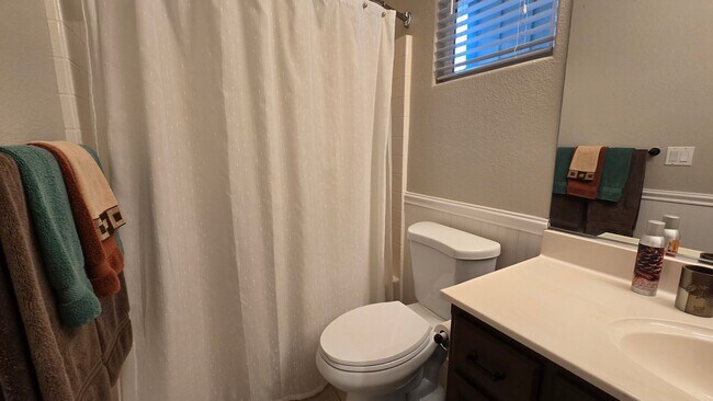 Building Photo - Single Story South Reno Home in Gated Community