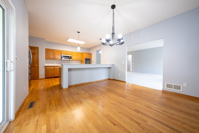 Building Photo - 16920 81st Pl N