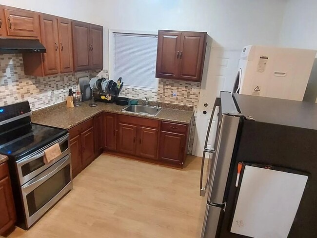 Building Photo - Charming 3BR House in Philadelphia