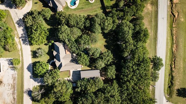 Building Photo - 19 Shady Creek Ln