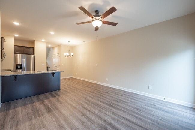Building Photo - 4409 Chusto Dr
