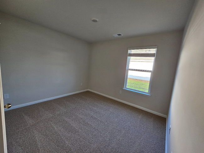 Building Photo - 374 Jeff Waters Cir