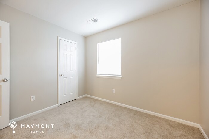 Building Photo - 205 S Birkenstock Dr