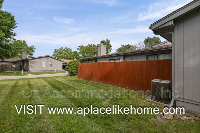 Building Photo - 13909 Falkirk Cir