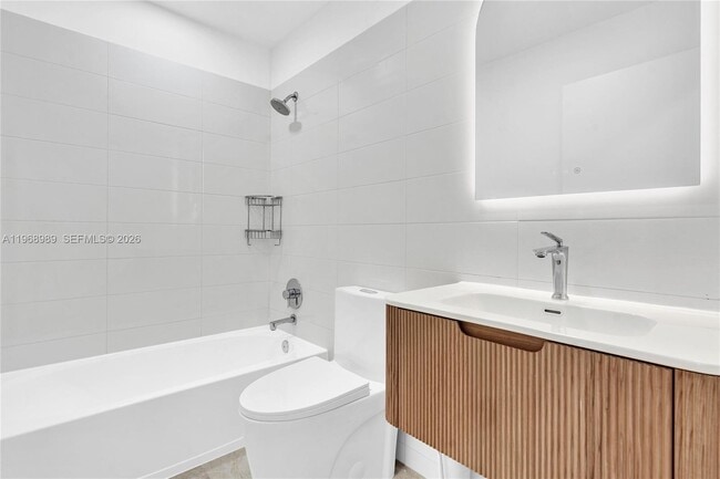 Building Photo - 4917 SW 32nd Way