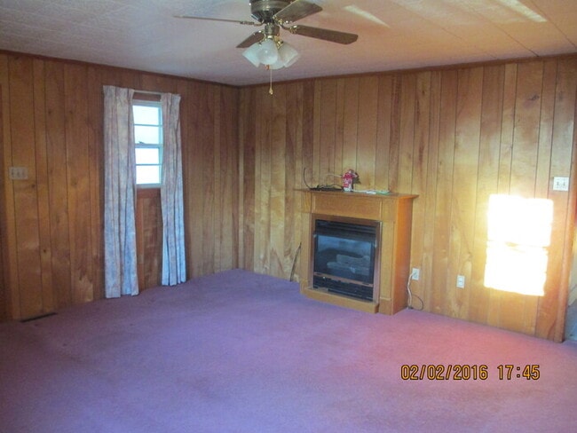 Building Photo - 1215 Carolina Ave