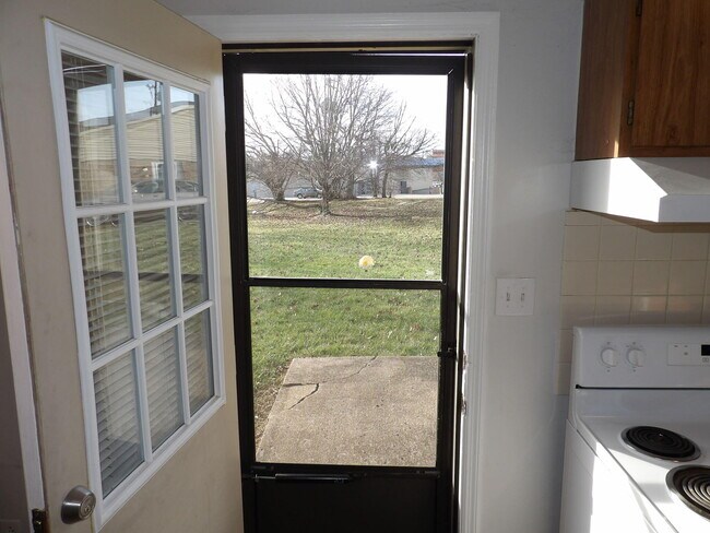 Building Photo - 114 Potomac Ct