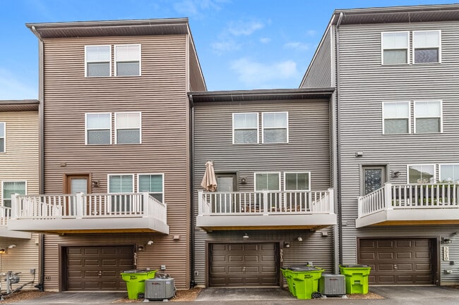 Building Photo - 3512 Stella Blue Dr