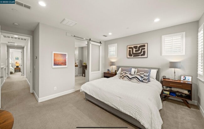Building Photo - 110 Elworthy Ranch Dr
