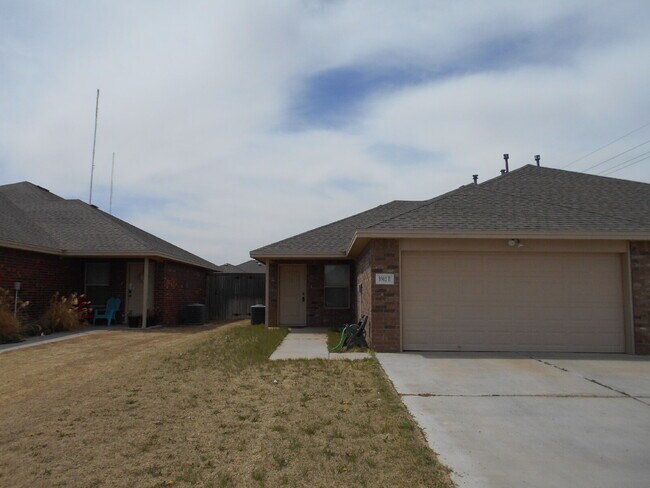 Primary Photo - Beautiful duplex in Cooper School District!