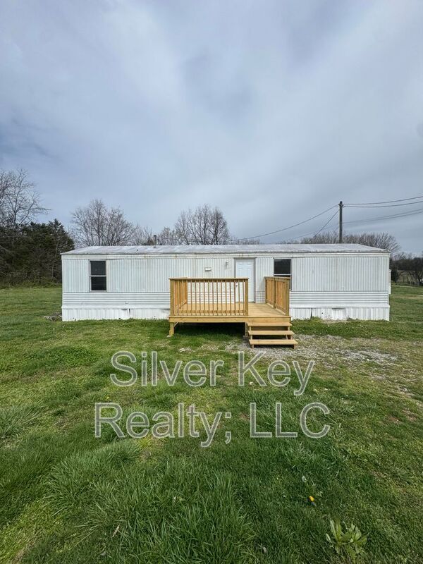 Building Photo - 3631-3637 Sweetwater Vonore Road