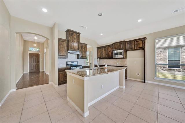 Building Photo - 3712 Alder Dr