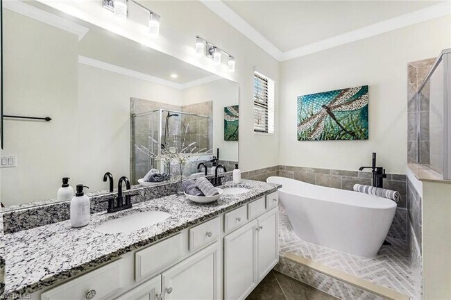Building Photo - 1613 Vizcaya Ln