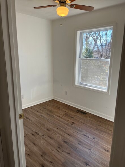 Bedroom 1 - 1503 Grissom Ln