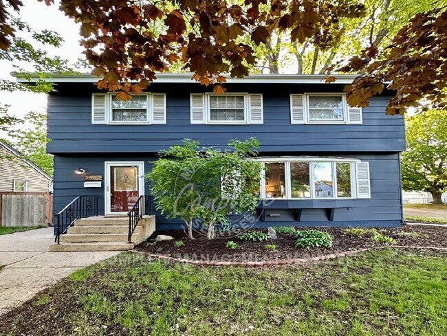 Primary Photo - 7500 Aldrich Ave S