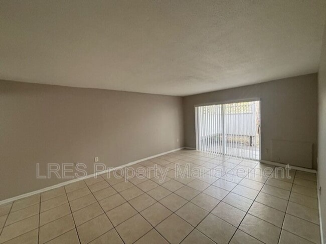 Building Photo - 1695 Lee Rd