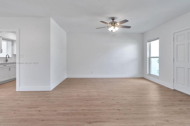 Building Photo - 1751 12th Ct N