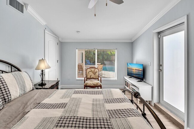 Building Photo - 3204 Beacon St