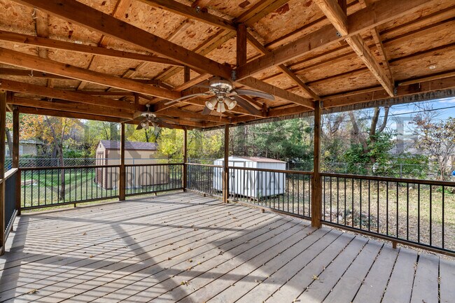 Building Photo - 1249 N Pershing St