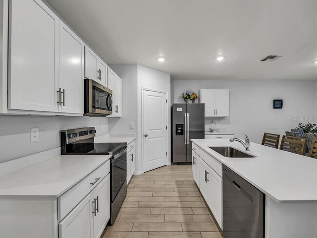 Building Photo - 1048 Adalia Terrace