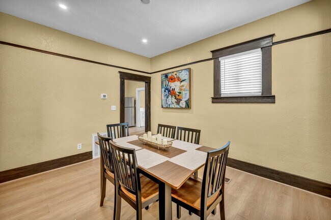 Building Photo - FULLY FURNISHED HISTORIC CHARMER BETWEEN UNR & DOWNTOWN – UTILITIES INCLUDED, MODERN UPGRADES, PR...