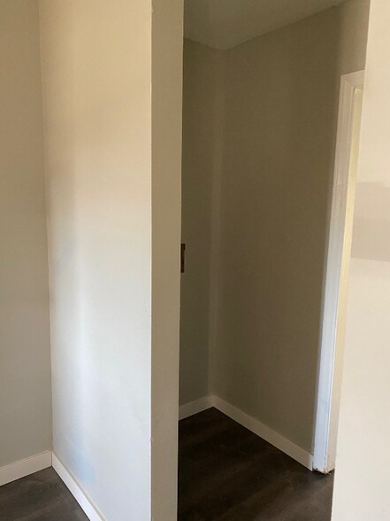 Building Photo - 2601 Palm Ave