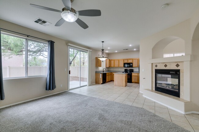 Building Photo - Beautiful 2-story home featuring 4 bedroom...