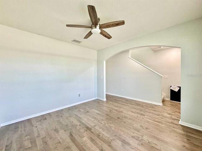 Building Photo - 35743 Hillbrook Ave