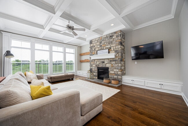 Building Photo - Stunning home in Olentangy schools!