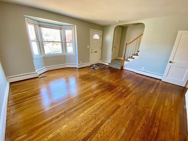 Building Photo - Charming 3 Bedroom/2 Bathroom Townhome with In-Unit Laundry in Ramblewood, MD!