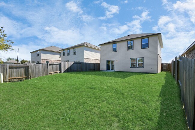 Building Photo - 7819 Royalwood Dr