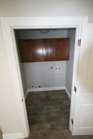Laundry - 726 16th St