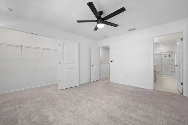 Building Photo - BEAUTIFUL 2 BEDROOM 2.5 BATHROOM TOWNHOME LOCATED IN THE HIGHLY SOUGHT AFTER SKY RANCH COMMUNITY!