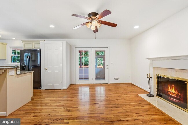 Building Photo - 12027 Devilwood Dr