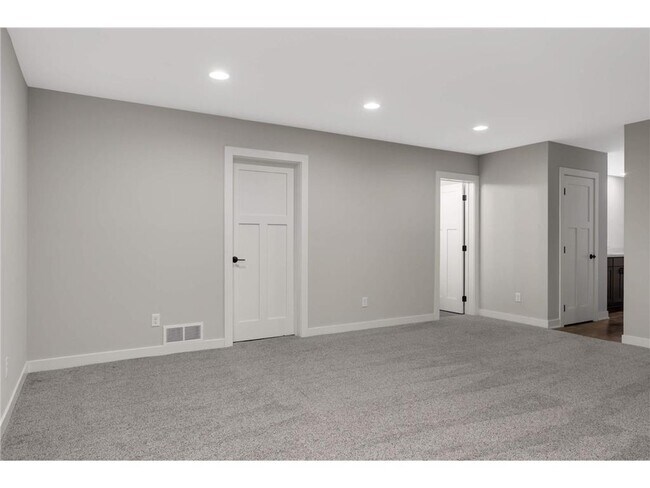 Building Photo - 15590 Duck Trail Ln