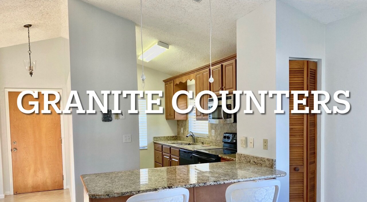 Building Photo - 31 Pebble Beach Cir