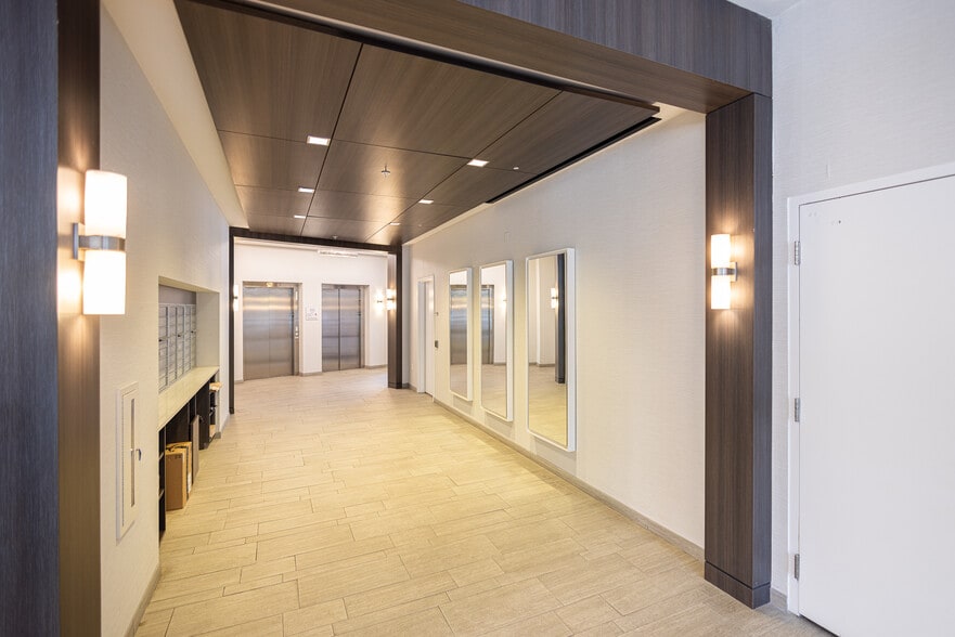 Building Photo - 308 Columbus Ave