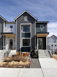 Building Photo - 202 Clementina St