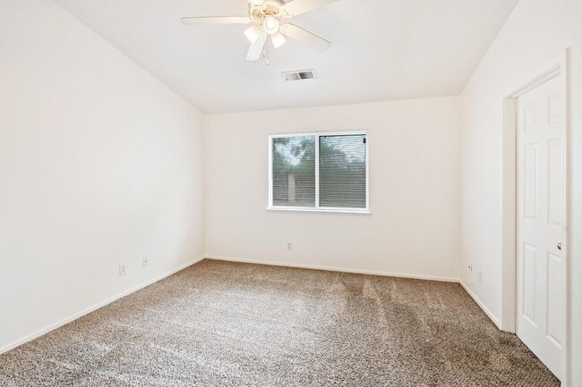 Building Photo - 5304 W Ramona Ave