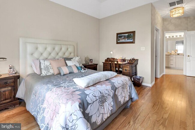 Building Photo - 41 Cardinal Flower Ln