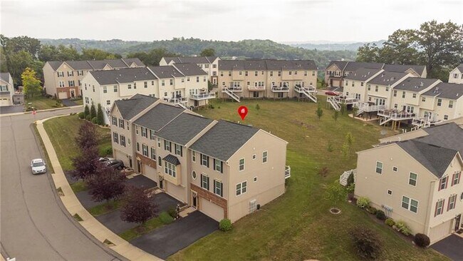 Building Photo - 356 Sunrise Dr