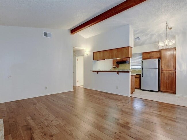Building Photo - 4703 Rosedale Ave
