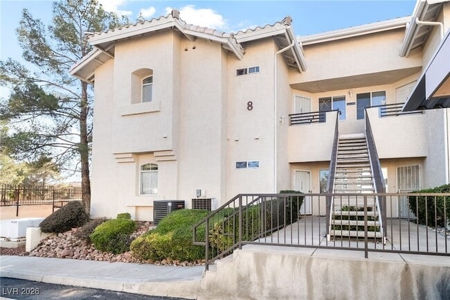 Building Photo - 3320 S Fort Apache Rd